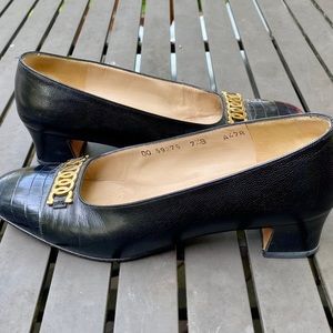 Ferragamo Gently Worn Black Leather Pumps with Logo size 7.5